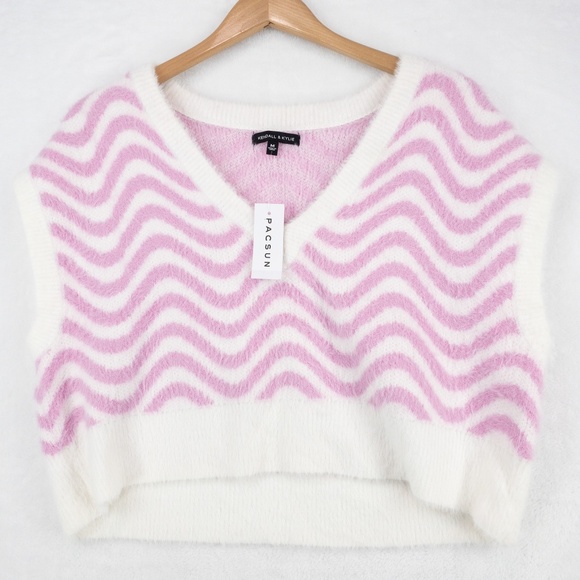 Kendall & Kylie Sweaters - Kendall & Kylie Sweater Womens medium White Pink Stripe Vest Fuzzy Cropped NWT